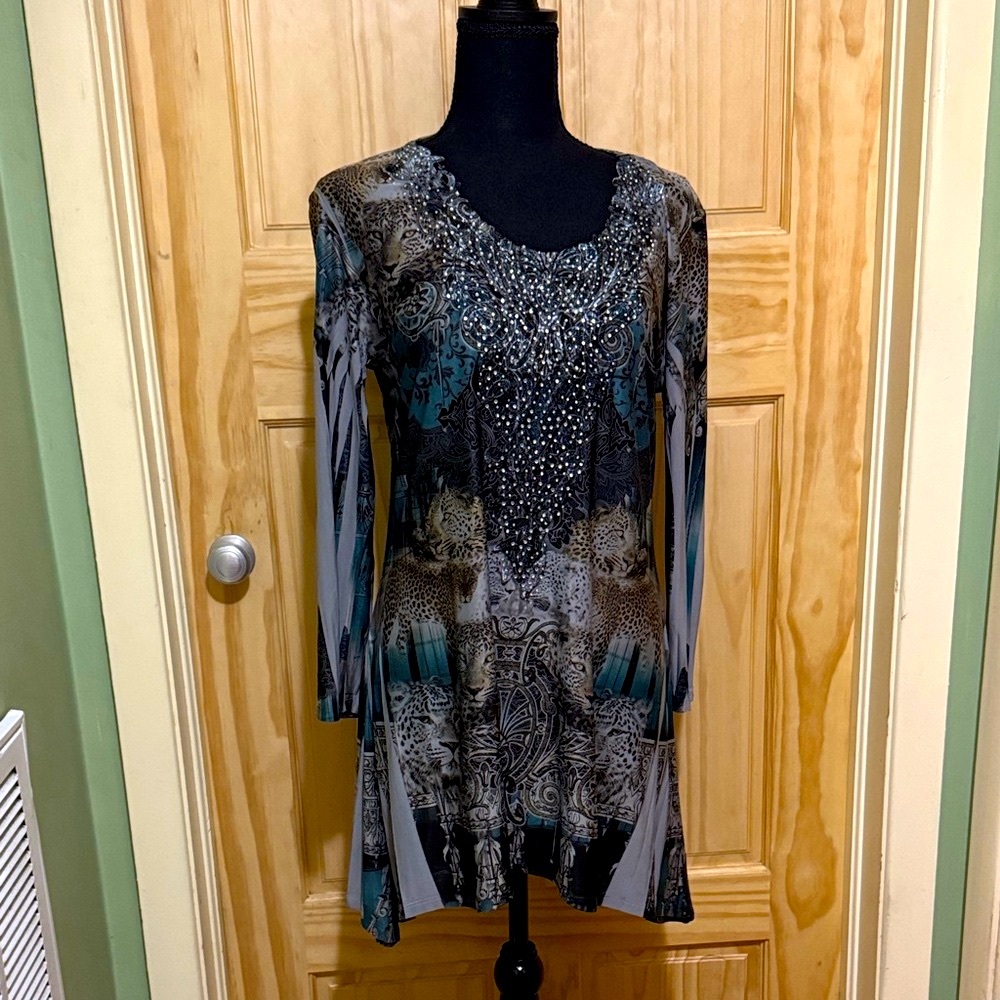 Pretty Woman Elegant Multicolor Long Sleeve Dress/Tunic. One size. Fits M-L
